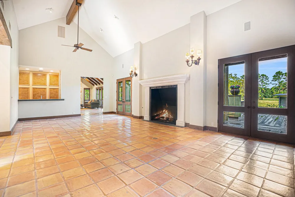 4615 Bayou Boulevard Baytown, TX 77521