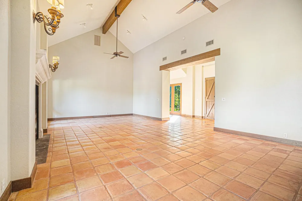 4615 Bayou Boulevard Baytown, TX 77521
