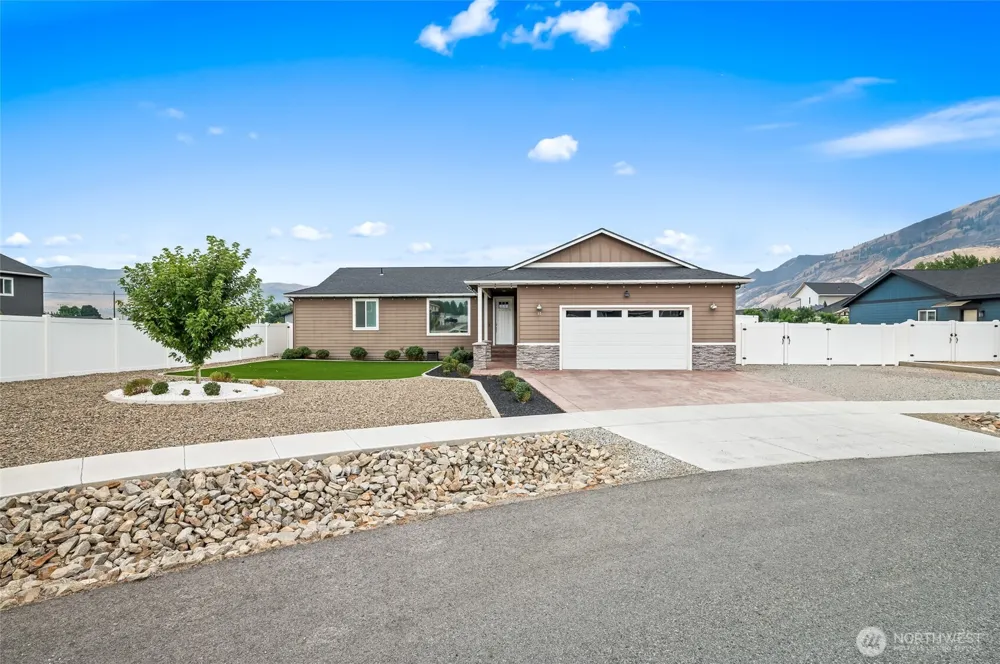 57 Margaux Loop Malaga, WA 98828