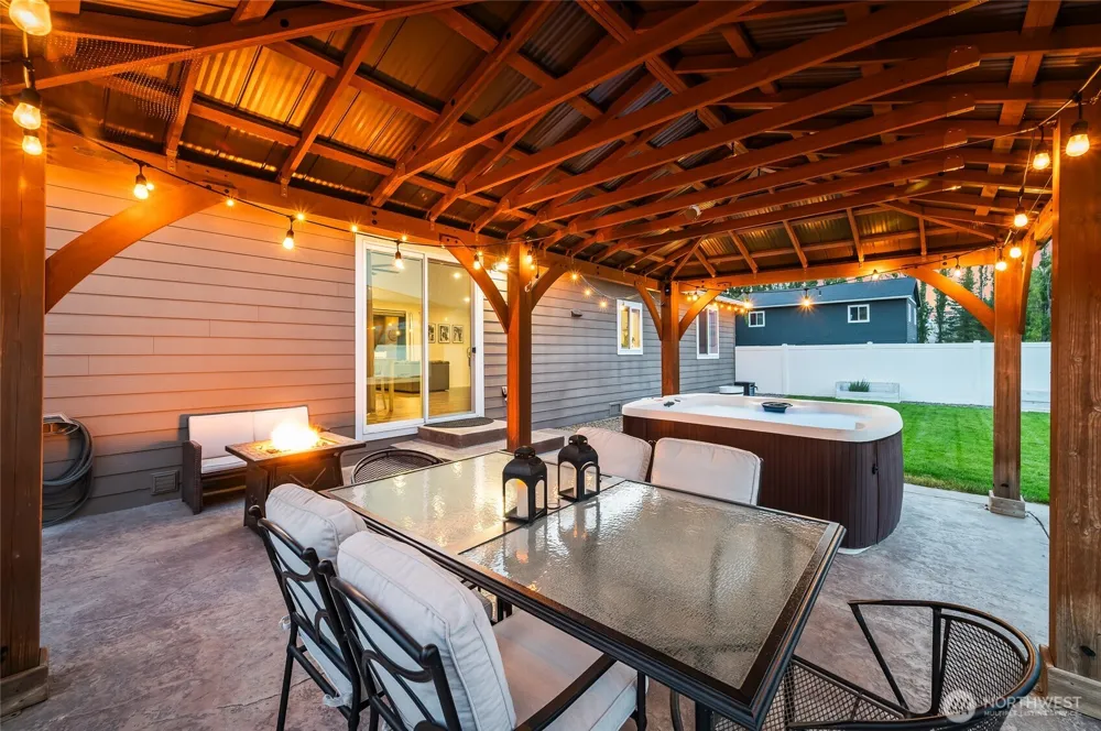 57 Margaux Loop Malaga, WA 98828
