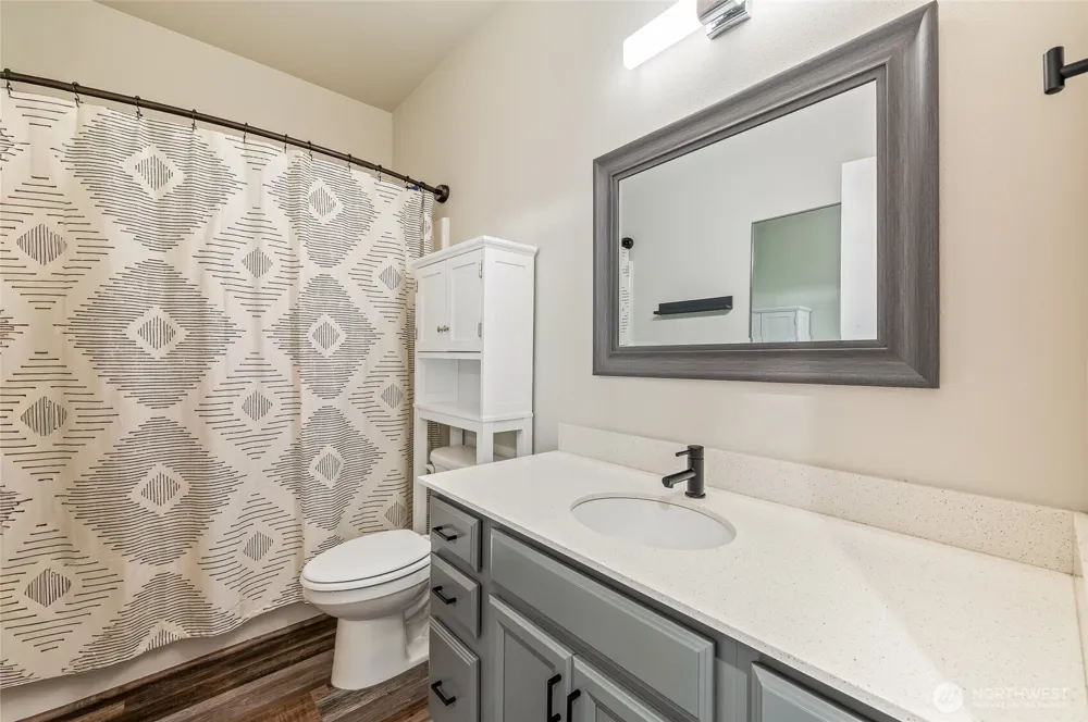 57 Margaux Loop Malaga, WA 98828