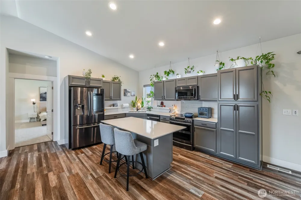 57 Margaux Loop Malaga, WA 98828