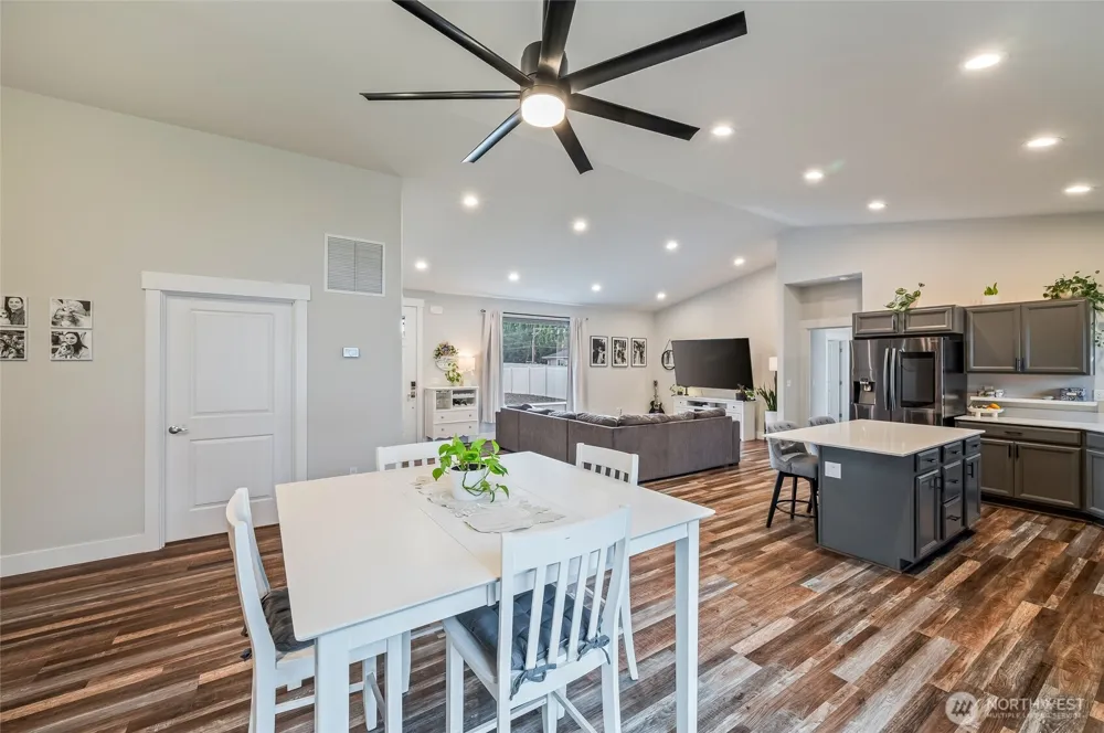 57 Margaux Loop Malaga, WA 98828
