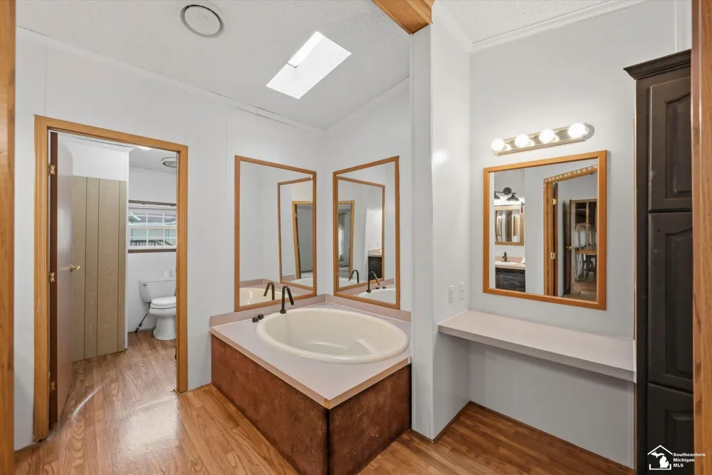 584 PINE TREE COURT Monroe Charter Township, MI 48162