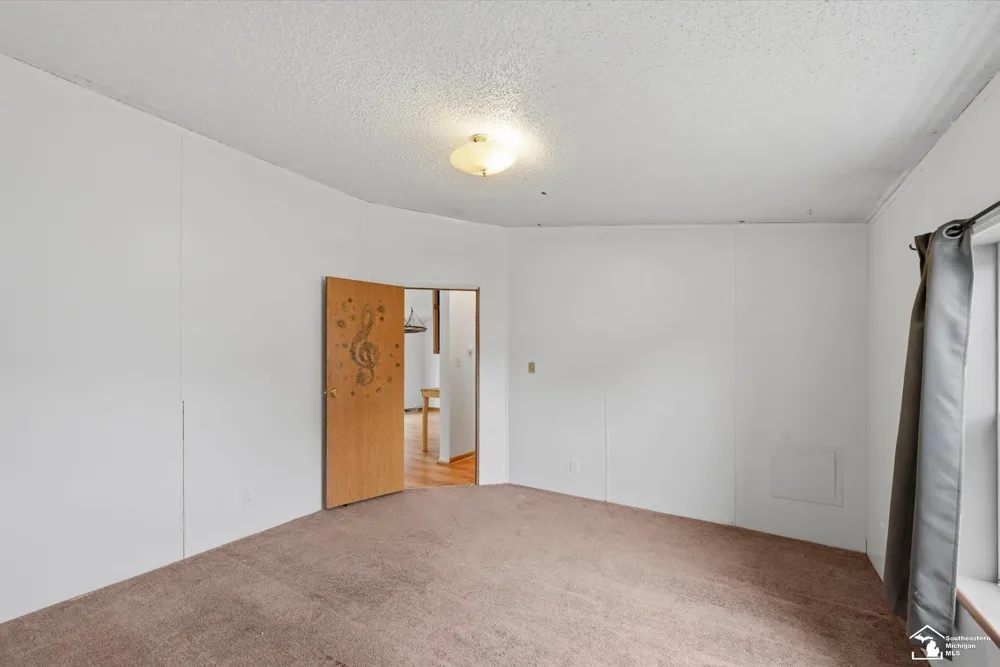 584 PINE TREE COURT Monroe Charter Township, MI 48162
