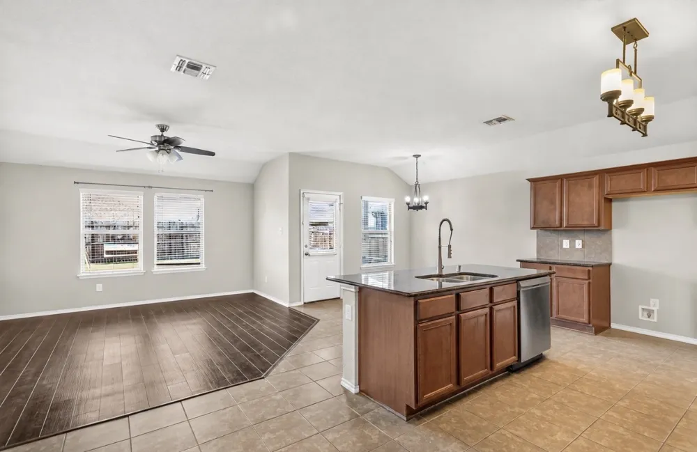 1050 Churchill Drive Princeton, TX 75407