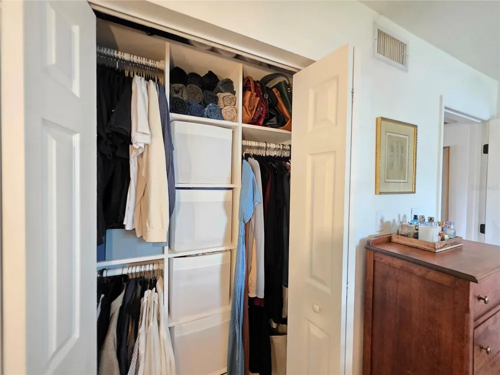 118 POMPANO DRIVE SE #B St Petersburg, FL 33705
