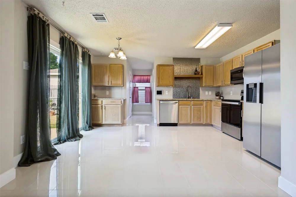 1609 White Oak Road Anna, TX 75409
