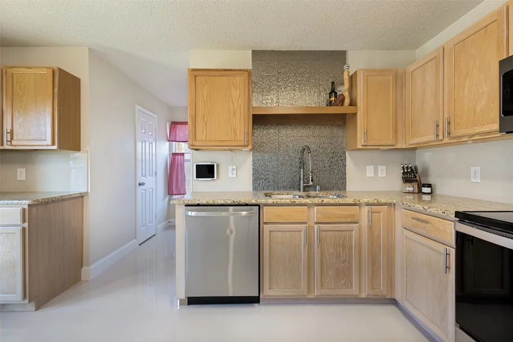 1609 White Oak Road Anna, TX 75409