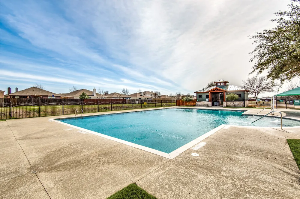 1609 White Oak Road Anna, TX 75409