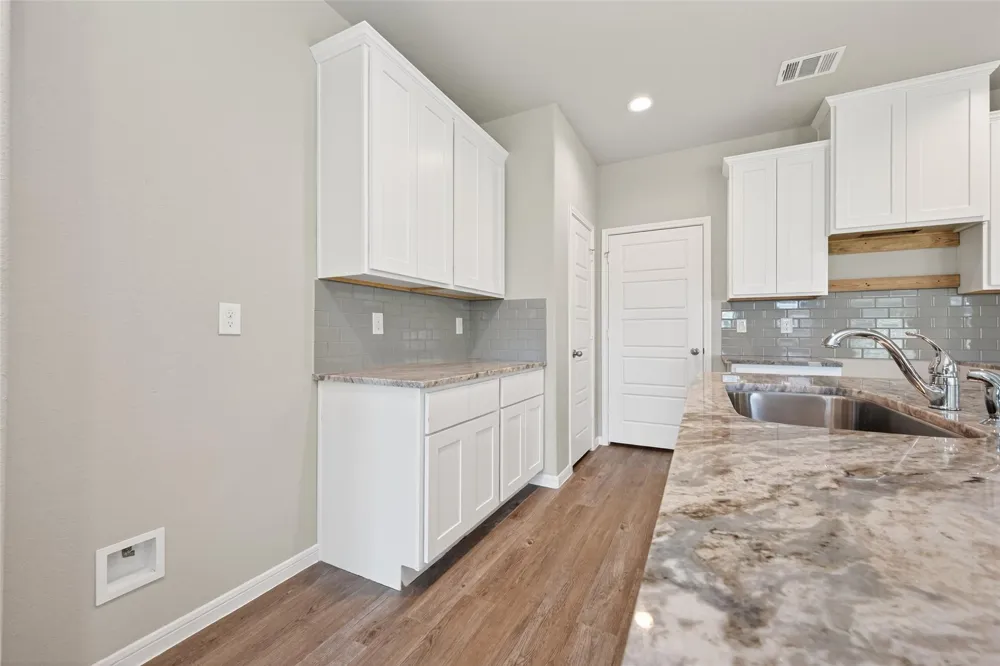 202 Emerald Thicket Lane Huffman, TX 77336