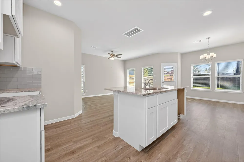 202 Emerald Thicket Lane Huffman, TX 77336