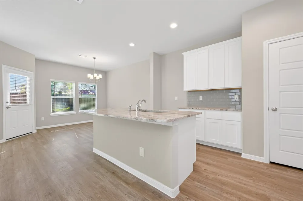 202 Emerald Thicket Lane Huffman, TX 77336