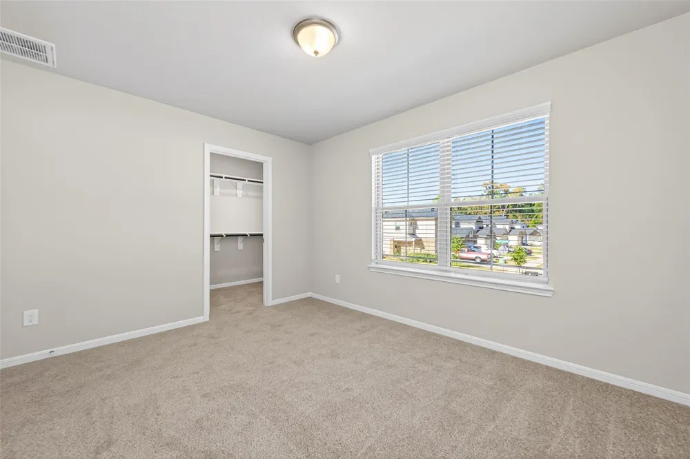 202 Emerald Thicket Lane Huffman, TX 77336
