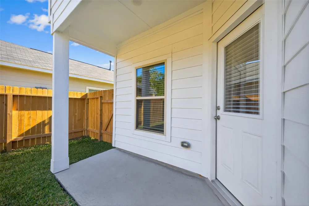 24706 Lago Bay Lane Huffman, TX 77336