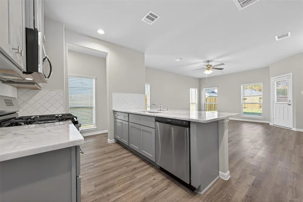 24706 Lago Bay Lane Huffman, TX 77336