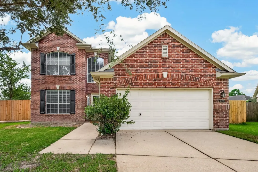 4719 Opal Brook Court Fresno, TX 77545