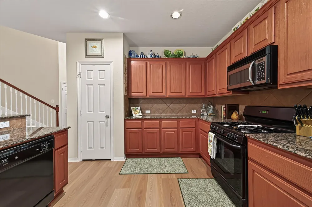 4719 Opal Brook Court Fresno, TX 77545