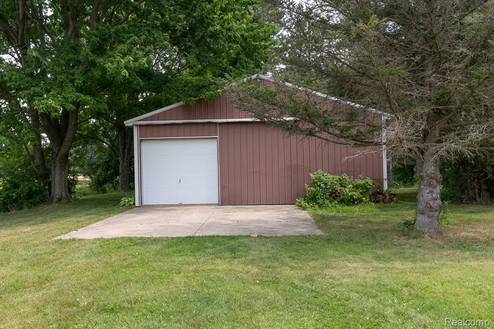 4177 Lake George Road Dryden Township, MI 48428