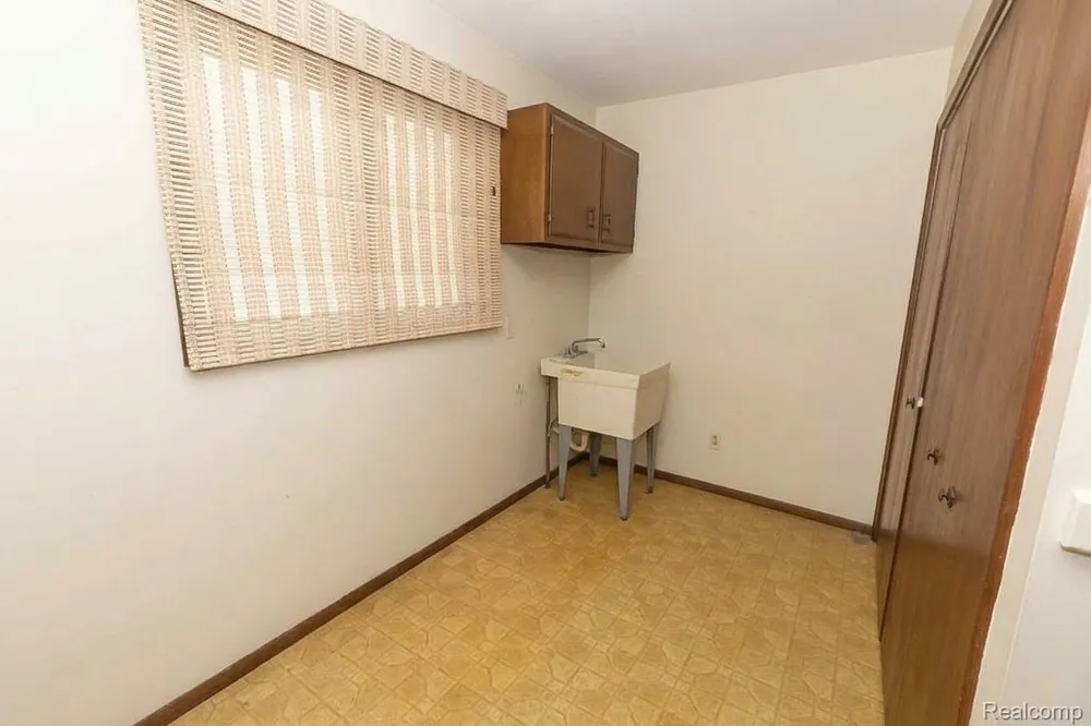 4177 Lake George Road Dryden Township, MI 48428
