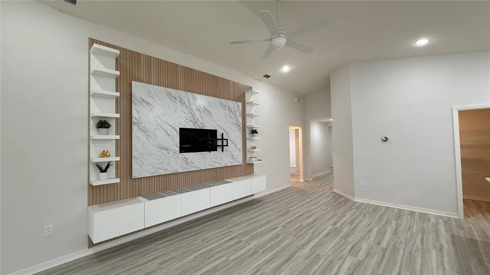 3139 LAUREL OAK LANE Winter Haven, FL 33884