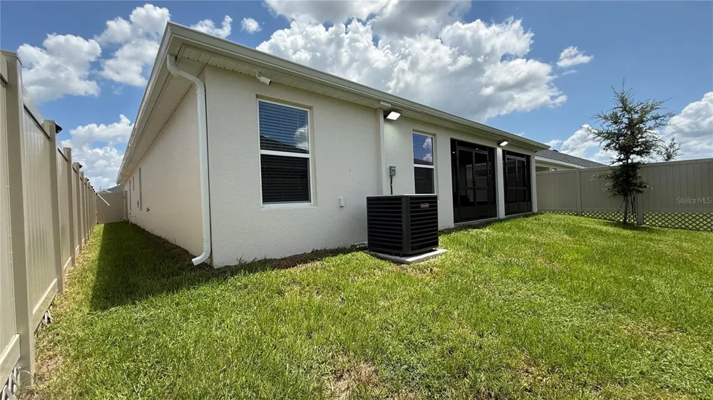 3139 LAUREL OAK LANE Winter Haven, FL 33884