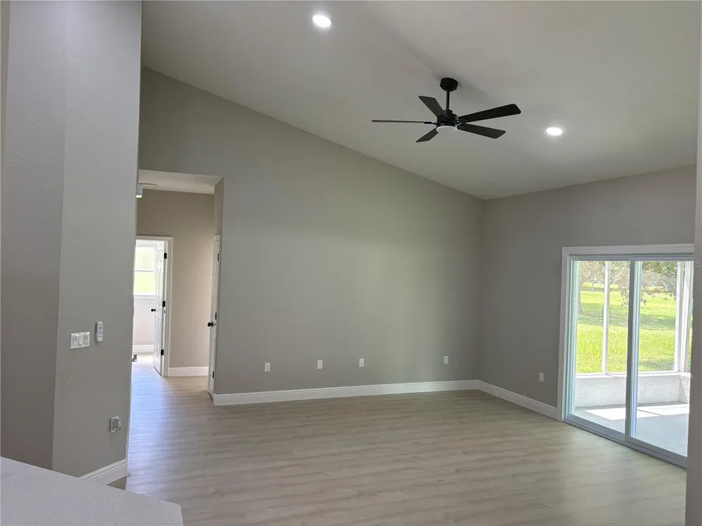 1415 CRISTO REY PLACE Plant City, FL 33566