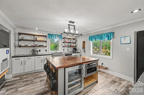 106 Guffey Road