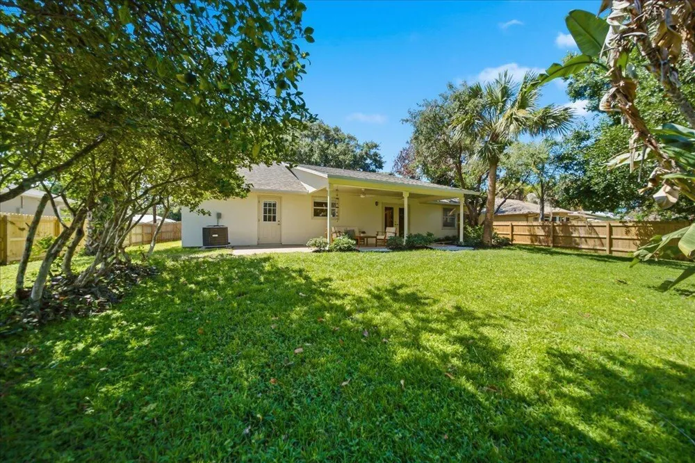 725 WENTWORTH STREET Sebastian, FL 32958