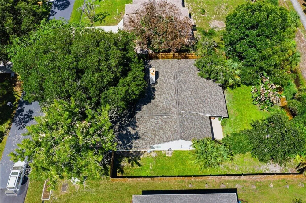 725 WENTWORTH STREET Sebastian, FL 32958