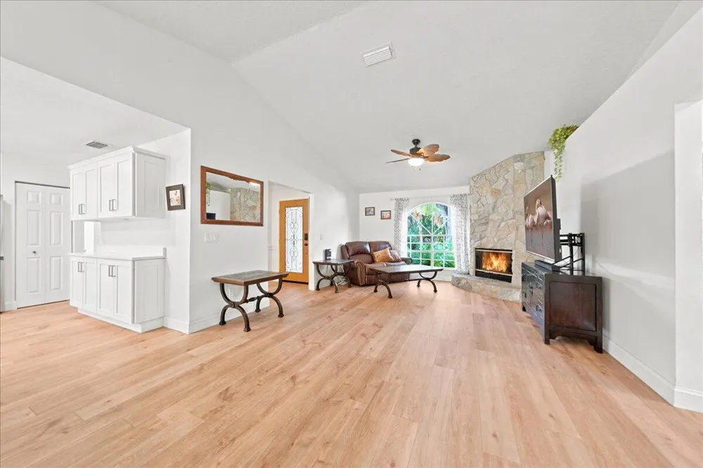 725 WENTWORTH STREET Sebastian, FL 32958