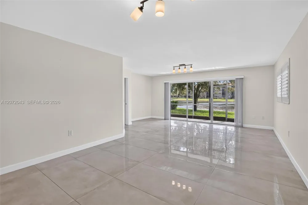 13800 SW 14th St #114C Pembroke Pines, FL 33027