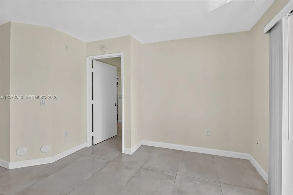 13800 SW 14th St #114C Pembroke Pines, FL 33027