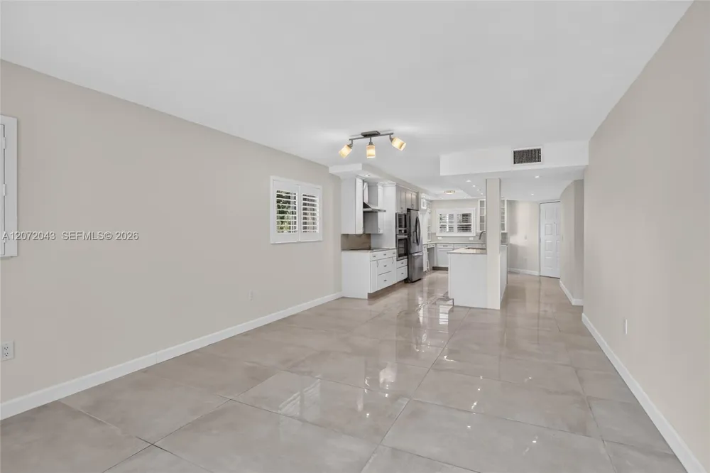 13800 SW 14th St #114C Pembroke Pines, FL 33027