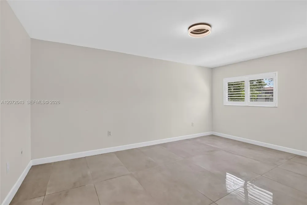13800 SW 14th St #114C Pembroke Pines, FL 33027