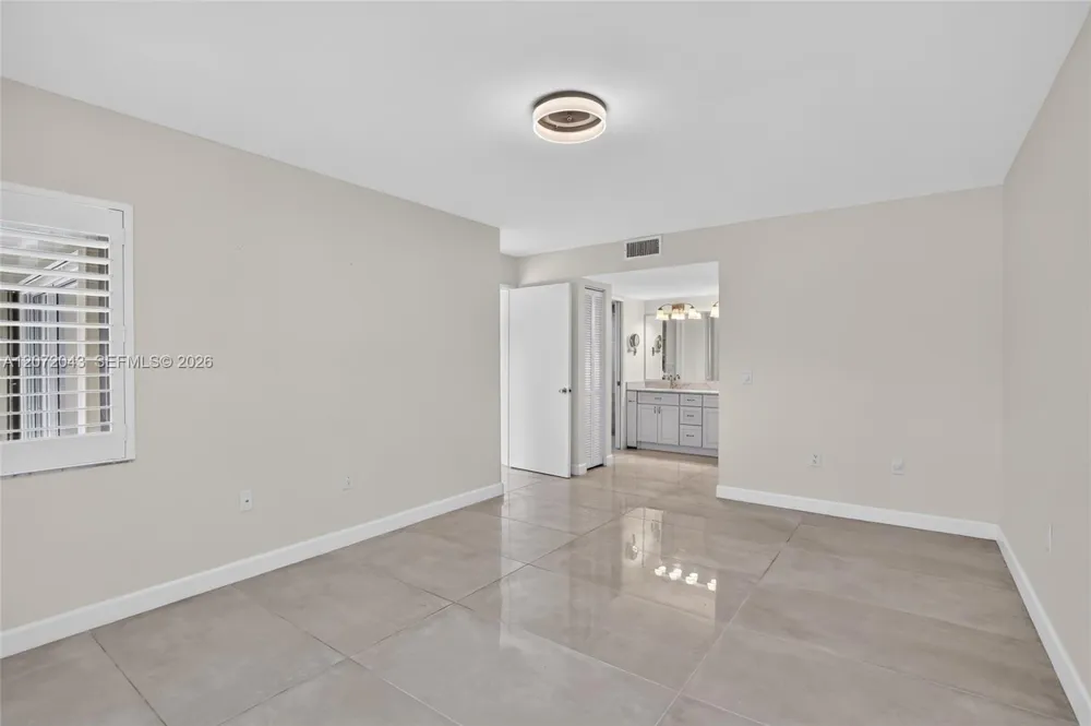 13800 SW 14th St #114C Pembroke Pines, FL 33027