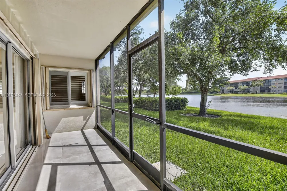 13800 SW 14th St #114C Pembroke Pines, FL 33027