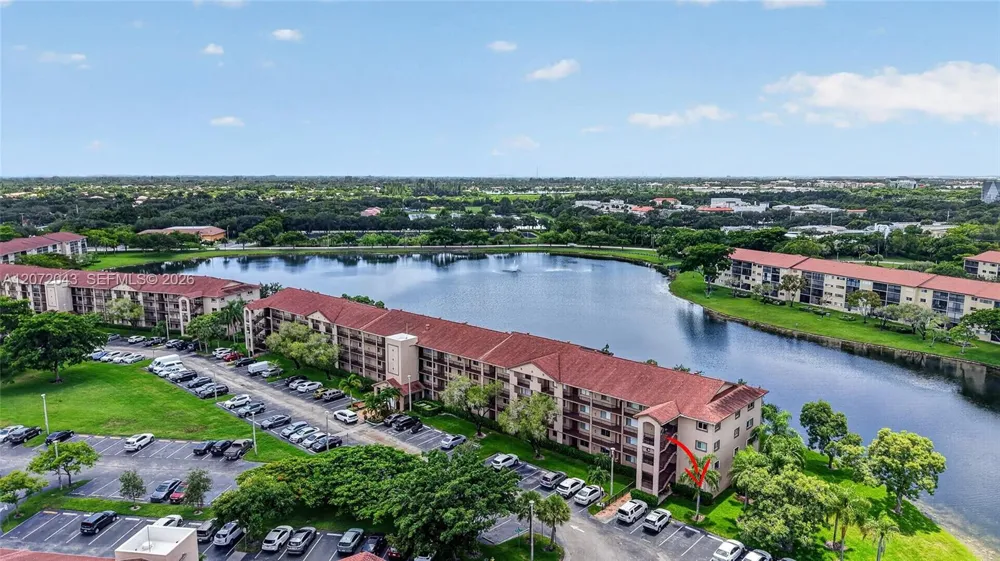 13800 SW 14th St #114C Pembroke Pines, FL 33027