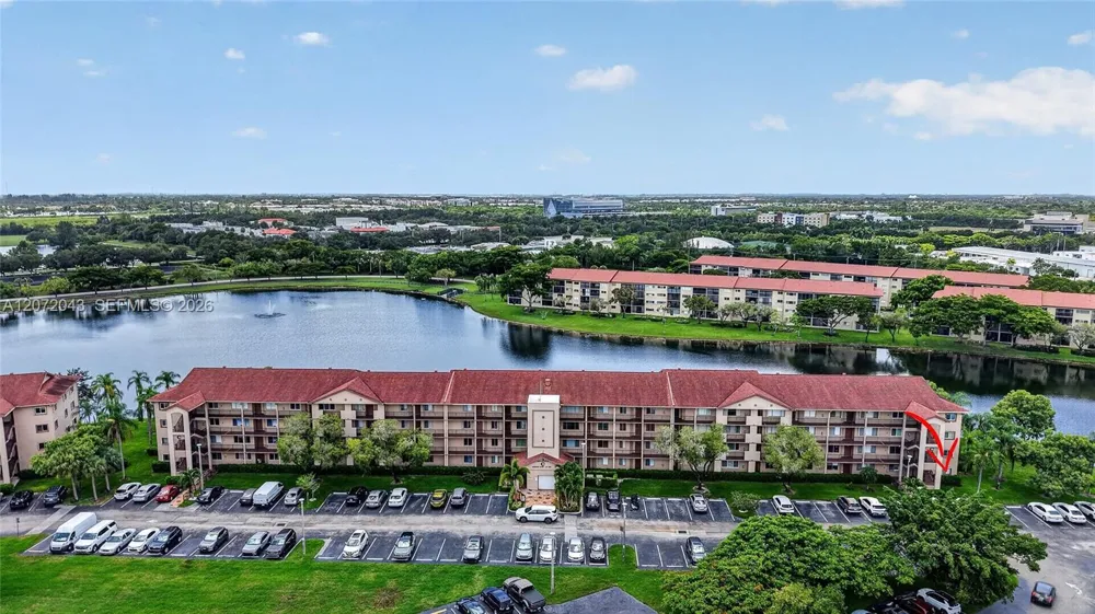 13800 SW 14th St #114C Pembroke Pines, FL 33027