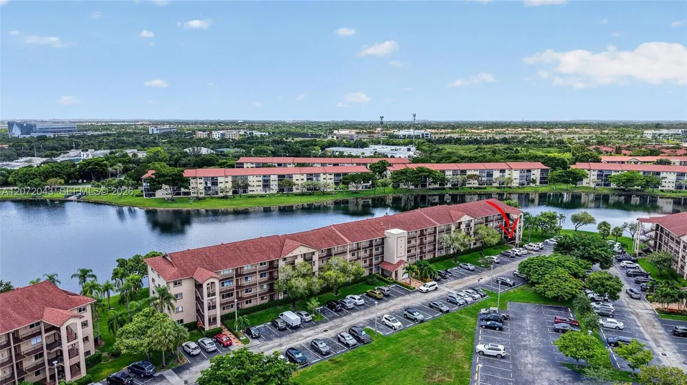 13800 SW 14th St #114C Pembroke Pines, FL 33027