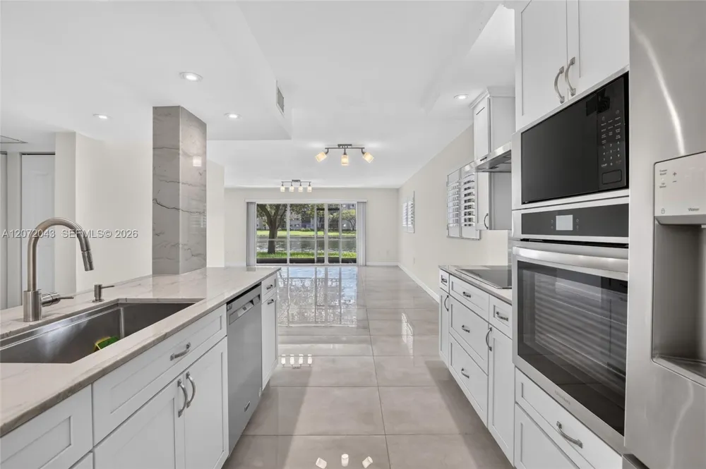 13800 SW 14th St #114C Pembroke Pines, FL 33027