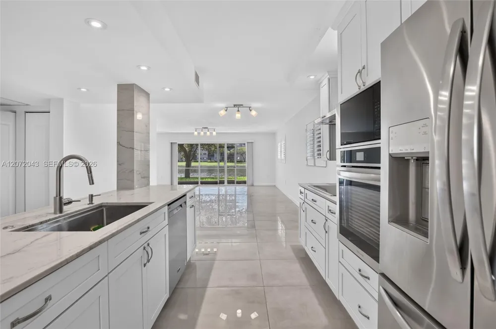13800 SW 14th St #114C Pembroke Pines, FL 33027