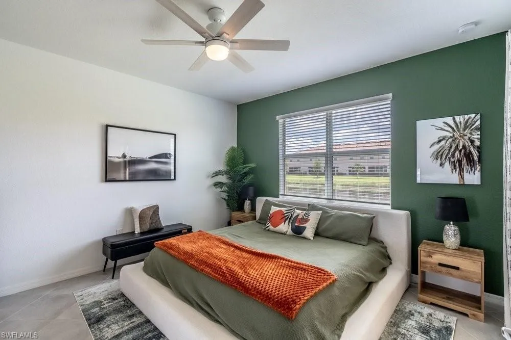 2645 Vine Avenue Naples, FL 34120