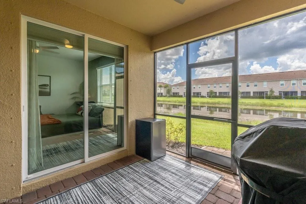 2645 Vine Avenue Naples, FL 34120