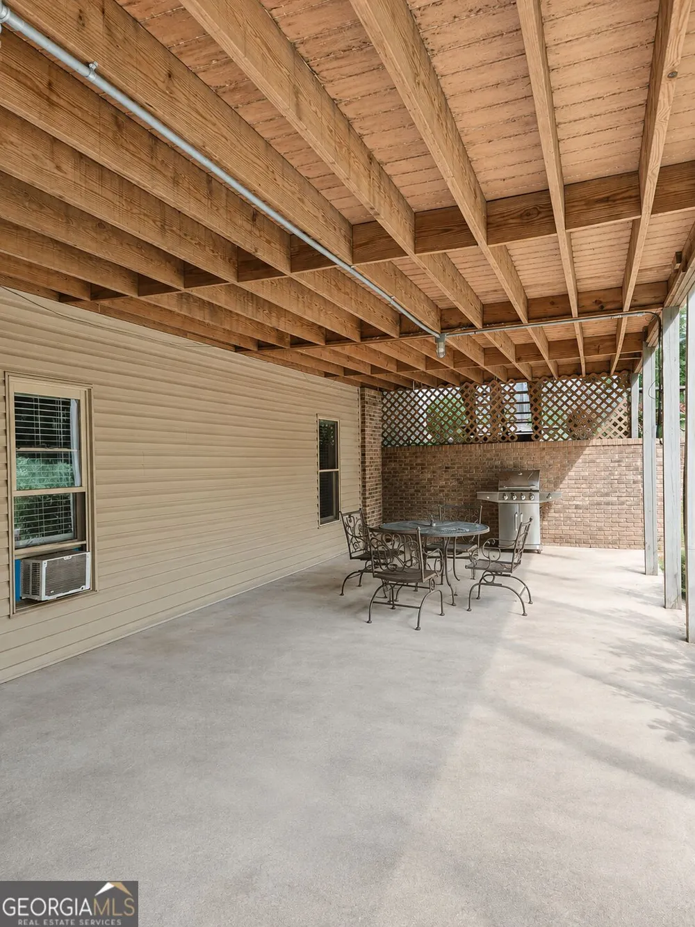 381 Hickory Ridge RD Jackson, GA 30233