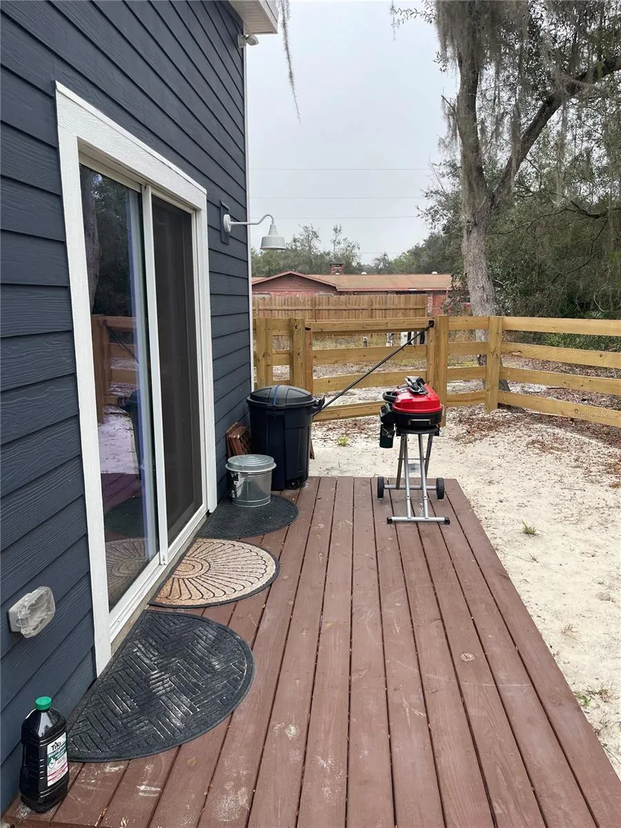 24252 NE 152ND LANE Fort Mc Coy, FL 32134