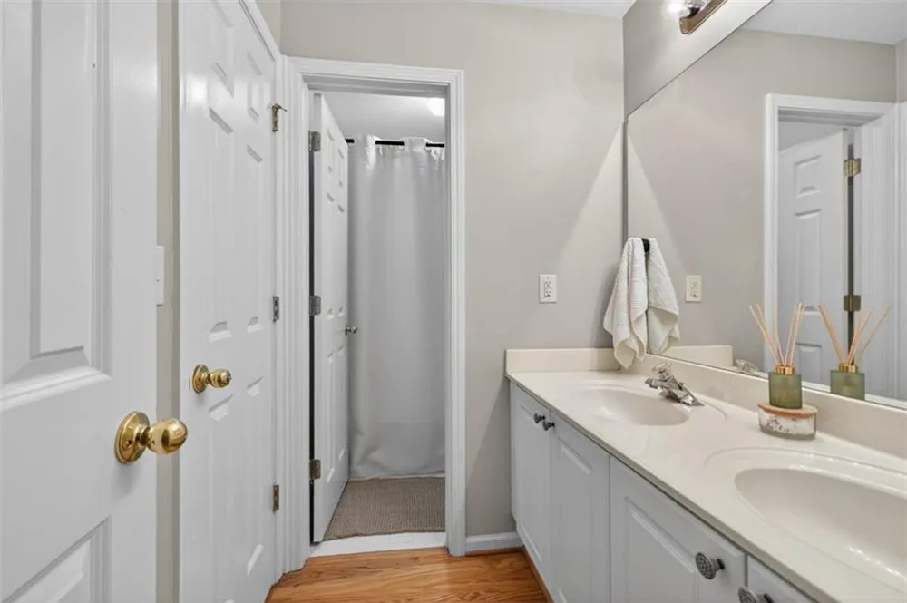859 Misty River Court Dacula, GA 30019