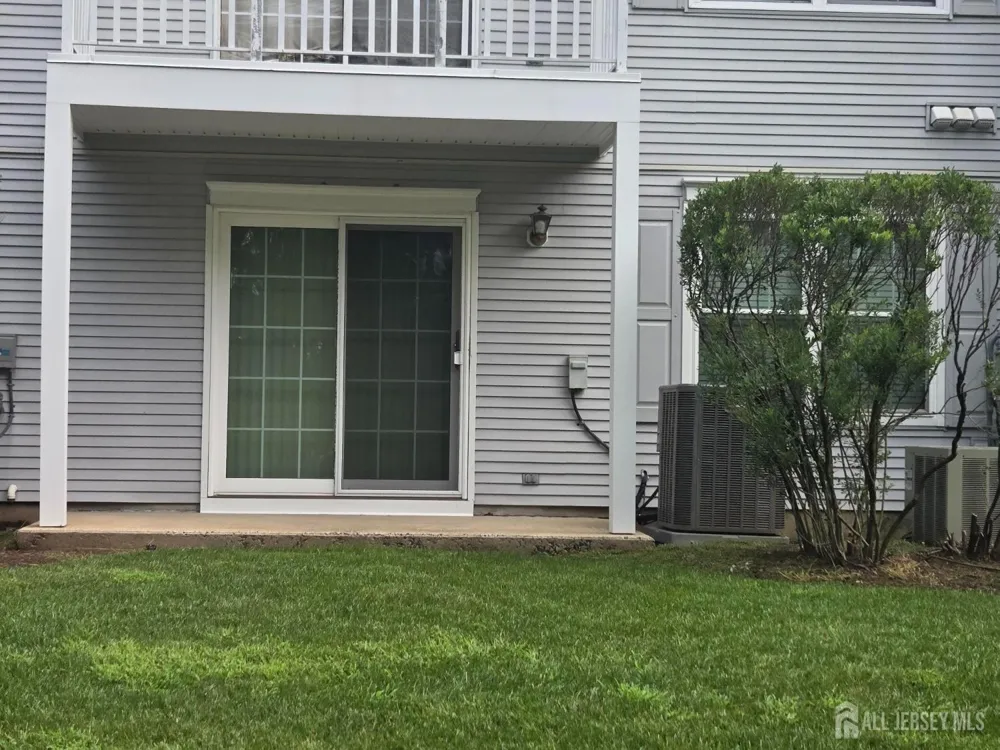 113 Gregory Lane Franklin, NJ 08823