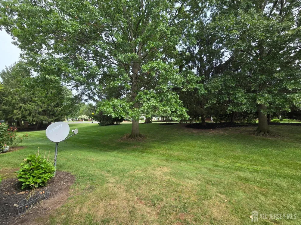 113 Gregory Lane Franklin, NJ 08823