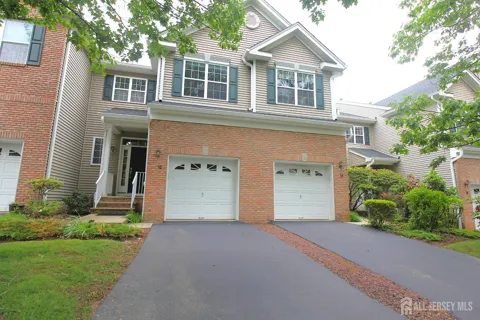72 Truman Avenue